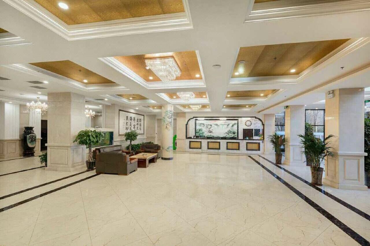 Dalian Binhai Building Luaran gambar